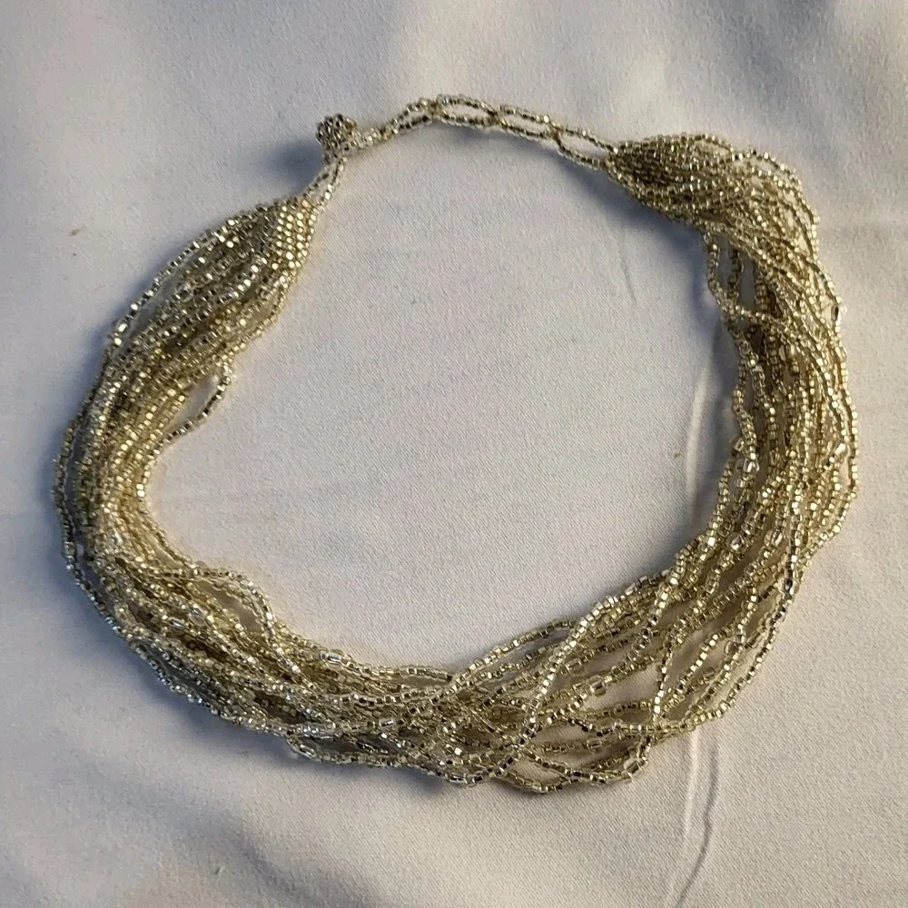 Vintage Y2K Multi-Strands Seed Bead 16